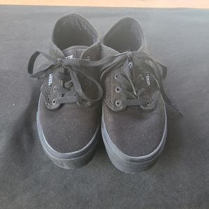 Kids black vans shoes